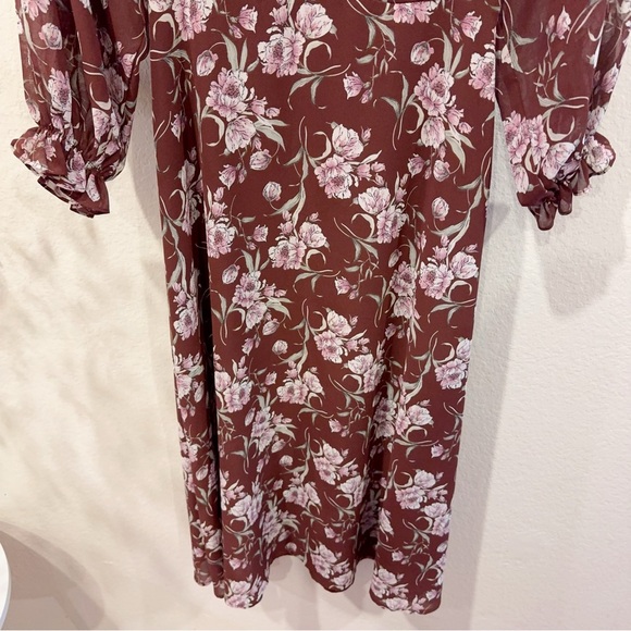 ASTR Off Shoulder Cinhced Bust Midi Dress in Brown Mauve Floral Size Small NWT - Picture 5 of 7